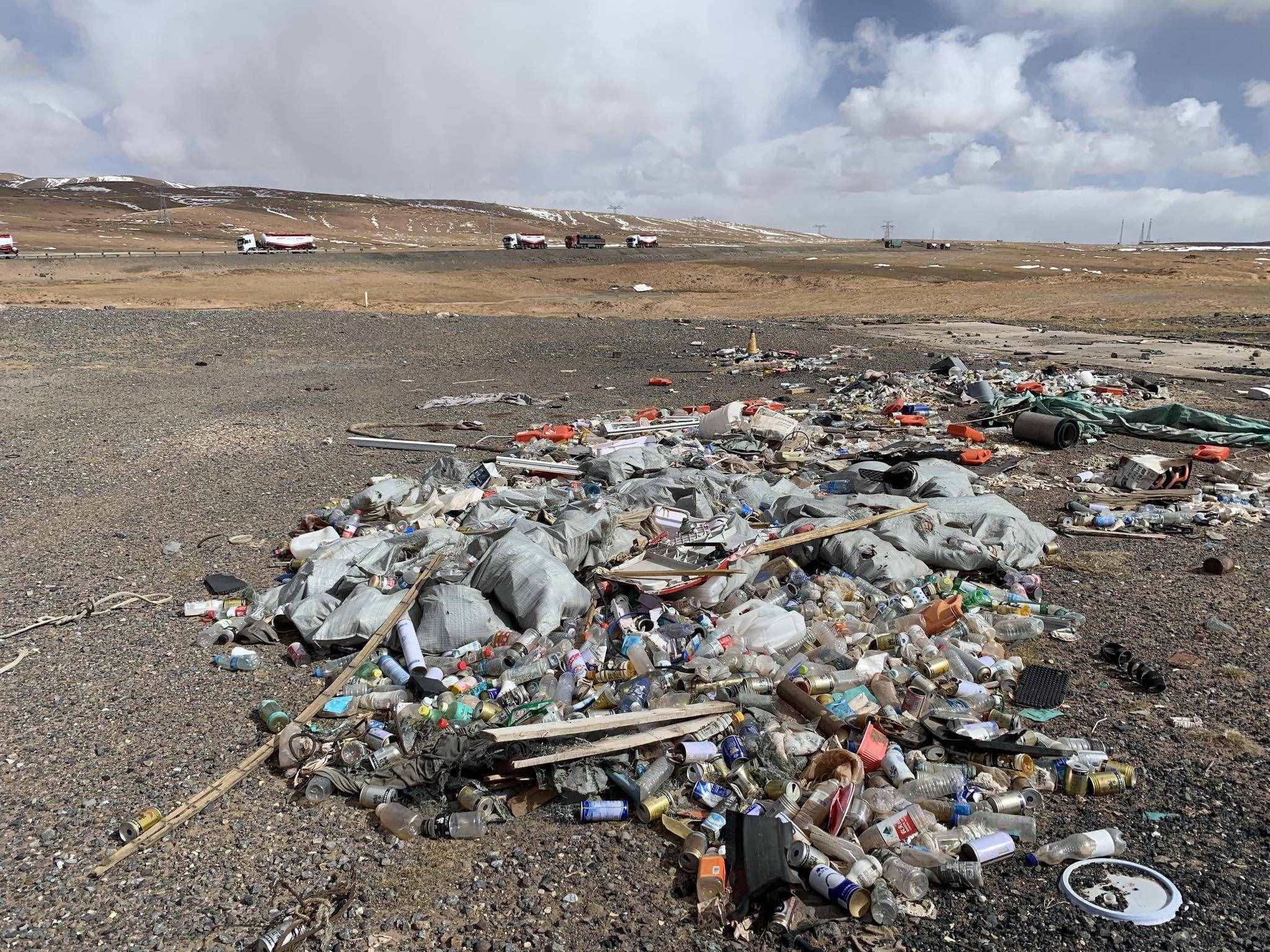 保护区的垃圾是从哪里来的，可可西里地区再现巨大露天垃圾带